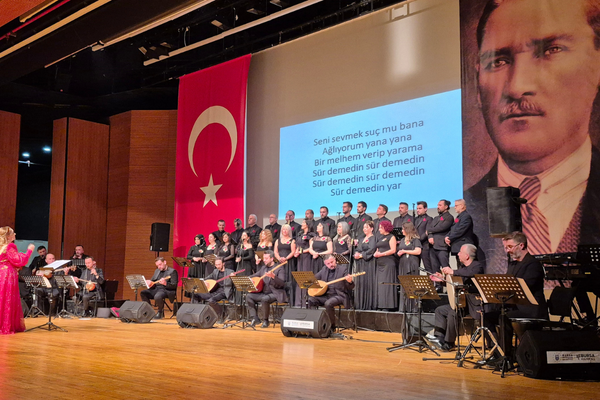 Bursa’da Türk halk müziği konserleri düzenlendi