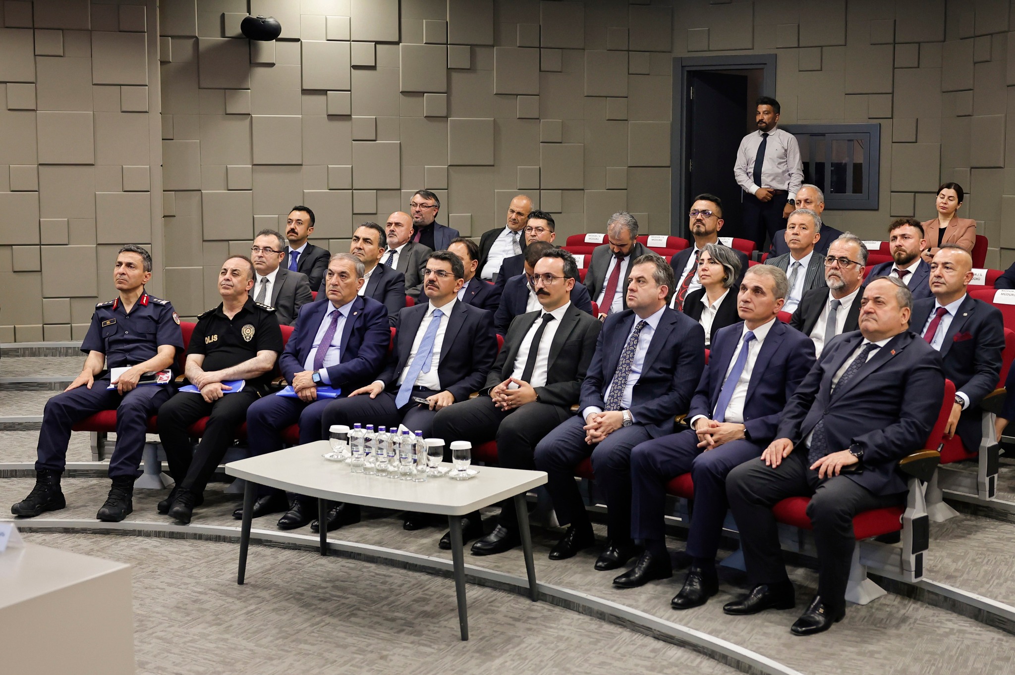 Adana’da Bağımlılıkla Mücadele İl Koordinasyon Kurulu Toplantısı yapıldı