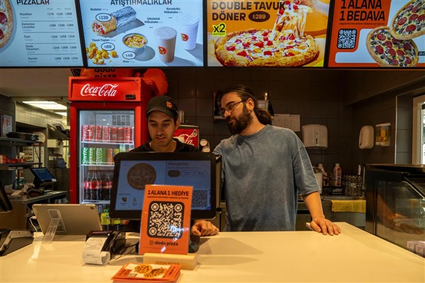 İzmir Büyükşehir’den engelli bireylere destek