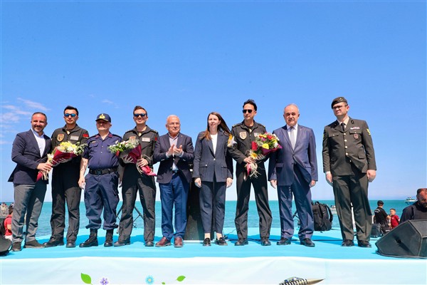 Vali Erol, “Mayıs Yedisi” şenliğine katıldı