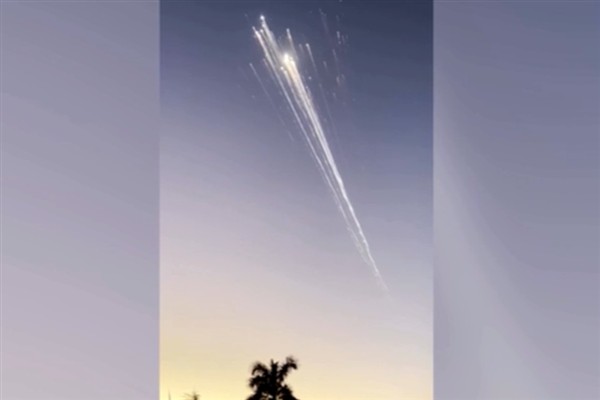 SpaceX’in uzay gemisi fırlatıldıktan 45 dakika sonra parçalandı