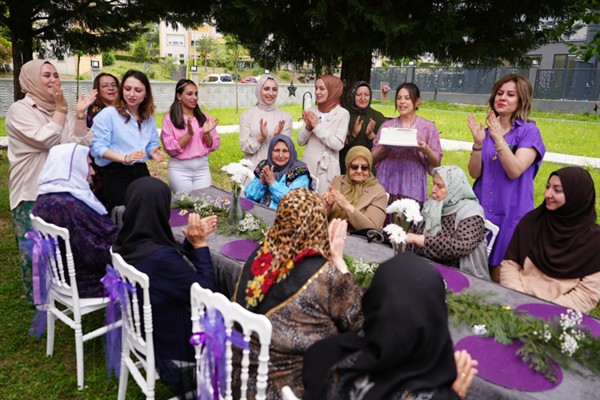 Düzce’de alzheimer hastaları için Anneler Günü etkinliği