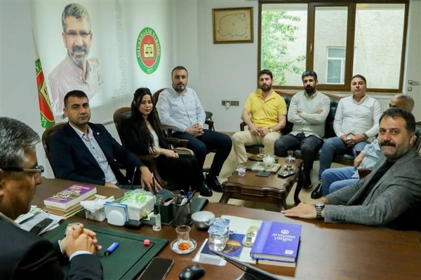 DİSK Dev Sağlık-İş’ten Diyarbakır Barosu’na ziyaret
