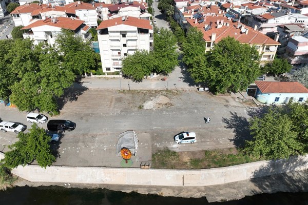 Edremit İskele Mahallesi’nde çevre düzenlemesi