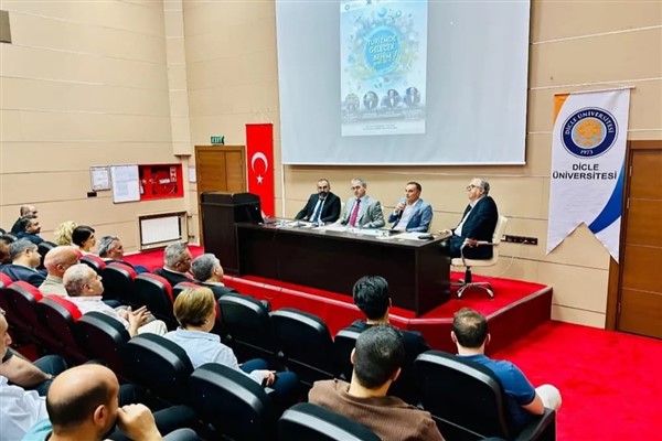 Diyarbakır’da “Turizmde Gelecek Benim” paneli düzenlendi