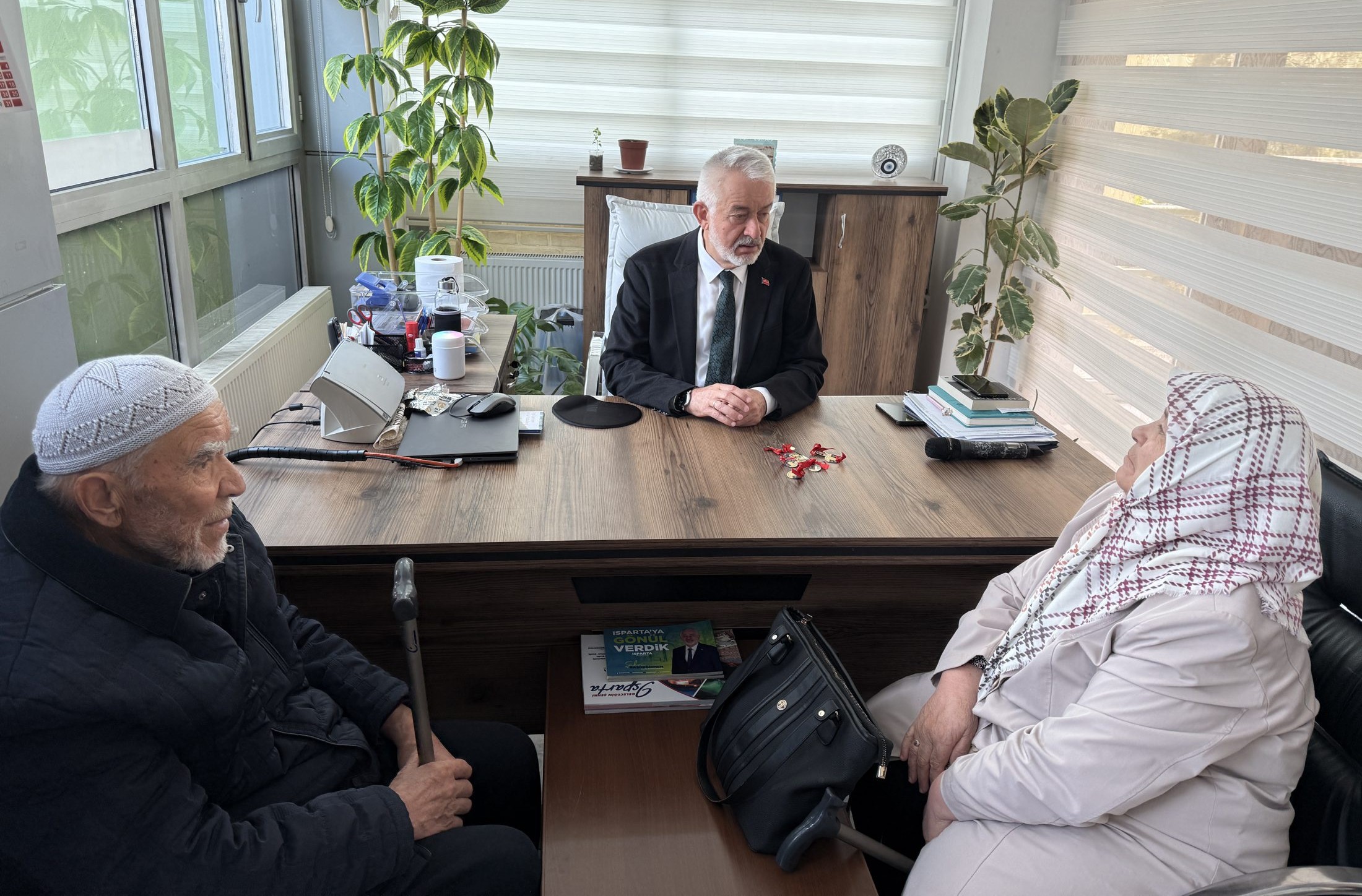 Delen çiftinden SDÜ Araştırma ve Uygulama Hastanesi inşaatına bağış