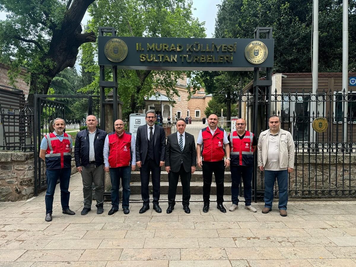 Alfatlı,  “Sultan II. Murad Han’ın Vasiyetnamesinin Arzı” programına katıldı