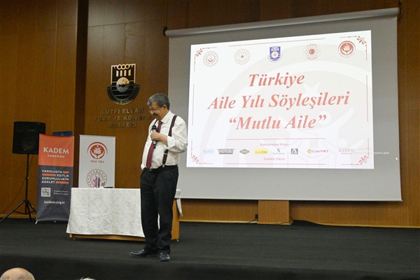 Yazar İnanç, Karaman’da söyleşiye katıldı