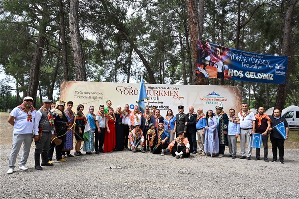 Başkan Böcek’ten Uluslararası Antalya Yörük Türkmen Festivali’ne davet