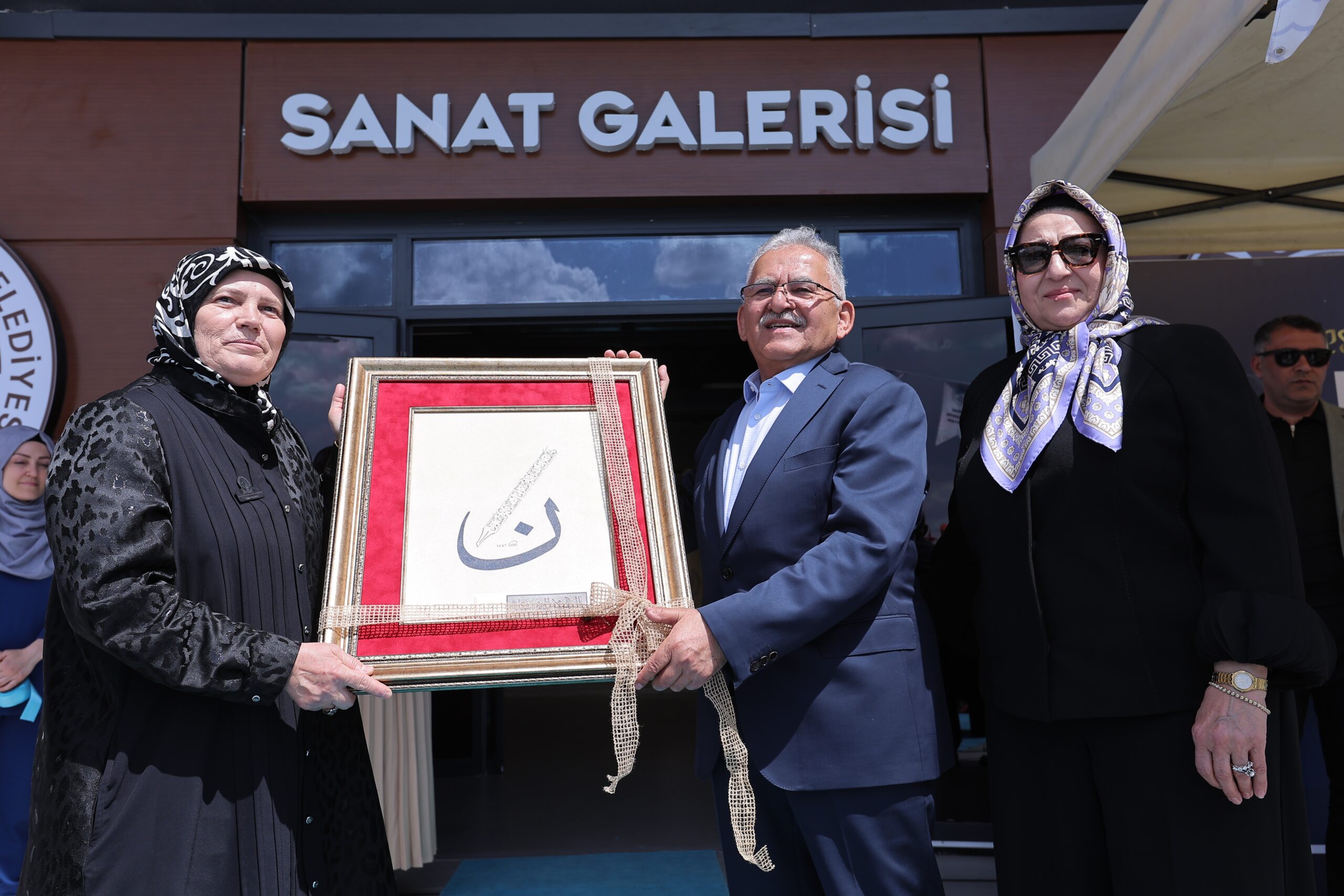 Meşkten Damlalar Hüsn-i Hat Sergisi açıldı