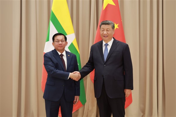 Xi’den Çin-Myanmar Ekonomik Koridoru’nun geliştirilmesi çağrısı