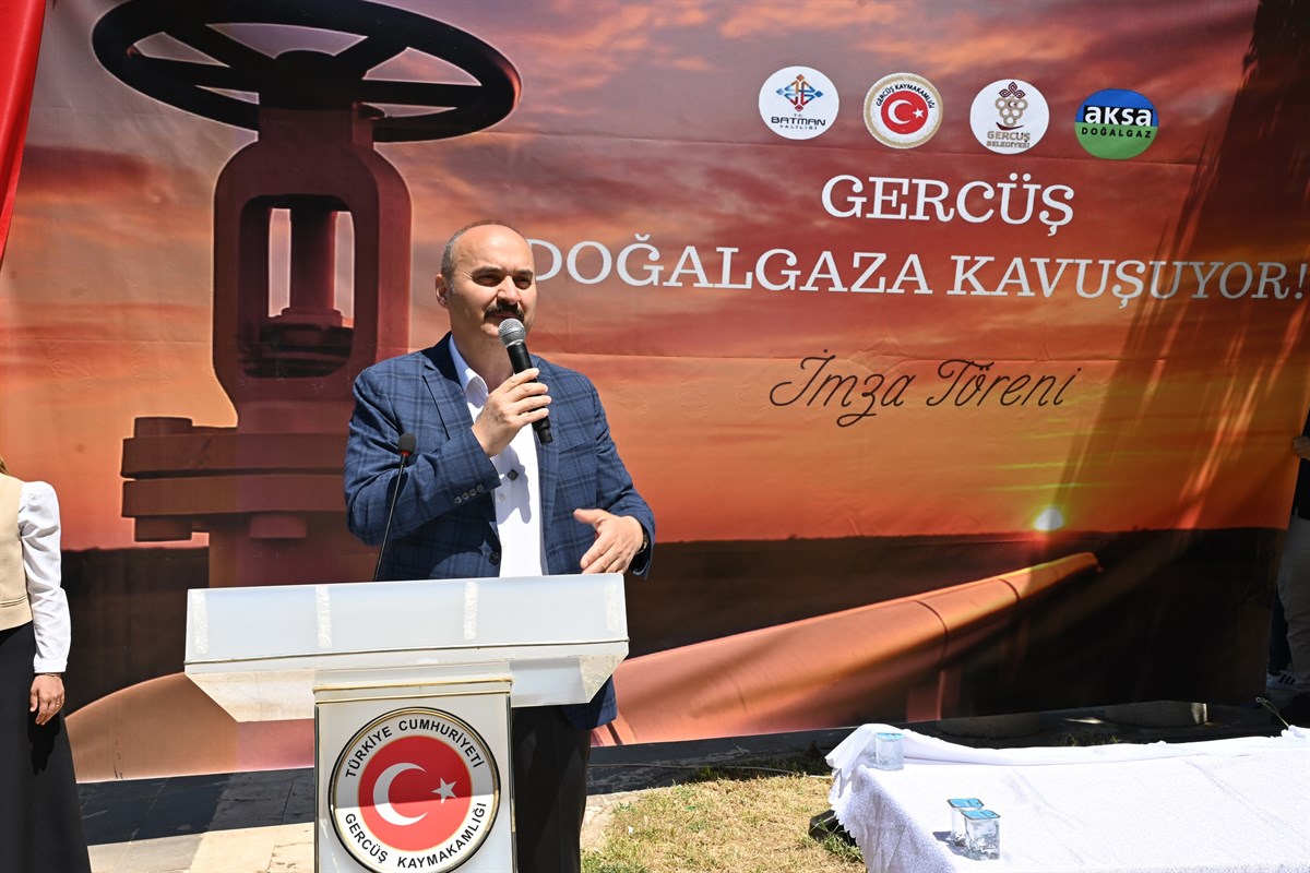 Vali Canalp, Gercüş’e arzı sağlanacak doğalgaz protokol törenine katıldı