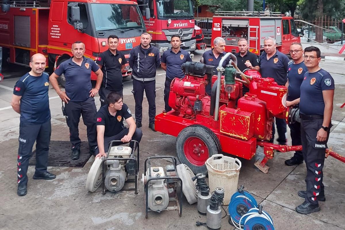 Manisa Büyükşehir Belediyesi, sağanak yağışa karşı teyakkuzda