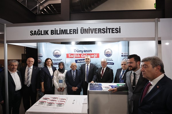 Başkan Büyükkılıç, Bakan Işıkhan ile İş Sağlığı ve Güvenliği Fuarı katıldı