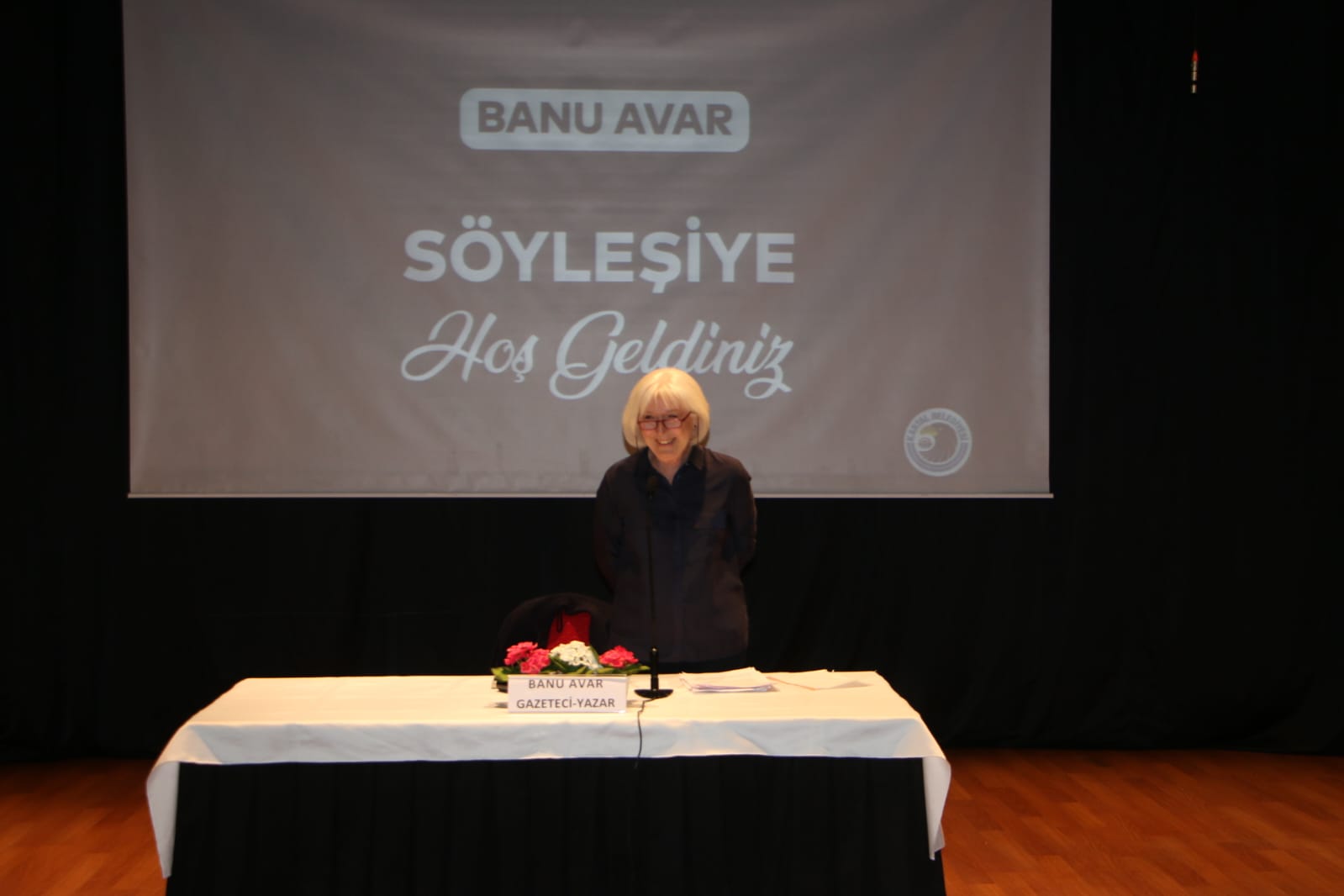 Gazeteci Banu Avar, Kartal’da küresel gelişmeleri değerlendirdi