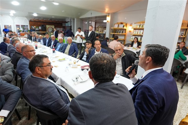 Başkan Zeyrek, Köprübaşı’nda muhtarlarla buluştu