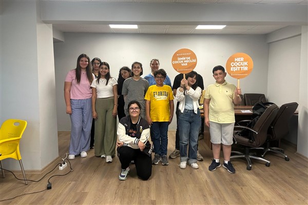 İzmir Çocuk Meclisi engelli hakları için toplandı