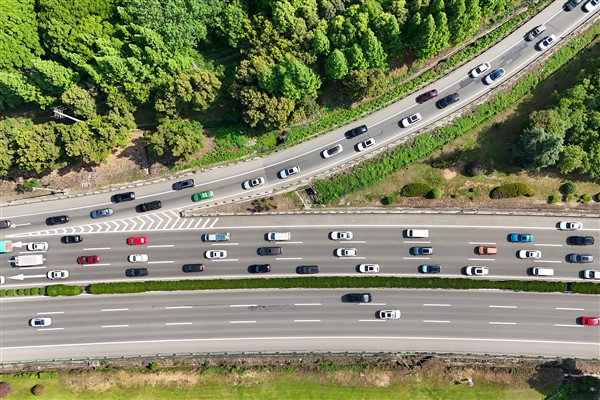 Tatilin üçüncü gününde Çin’deki bölgeler arası seyahat daha da yoğunlaşıyor