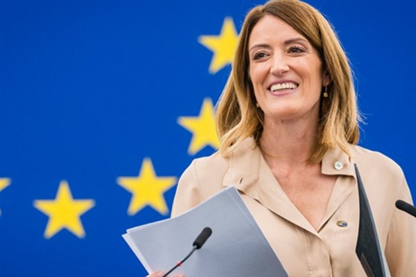 Metsola: Romanya halkı Avrupa’ya güvenebilir