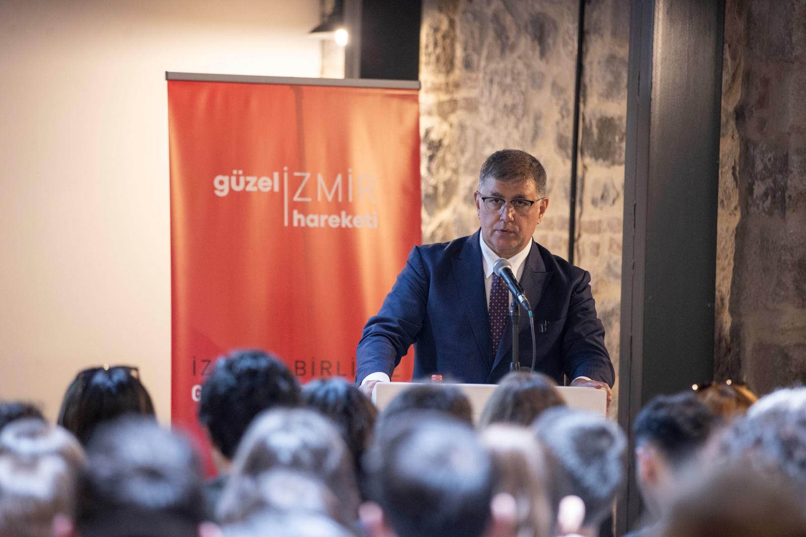Tugay, “Güzel İzmir Hareketi Büyüyor, Kente Yayılıyor” paneline katıldı