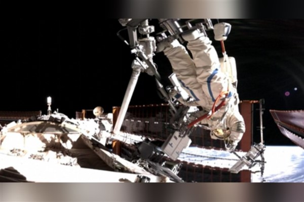 Shenzhou-20 mürettebatı ilk uzay yürüyüşünü başarıyla tamamladı