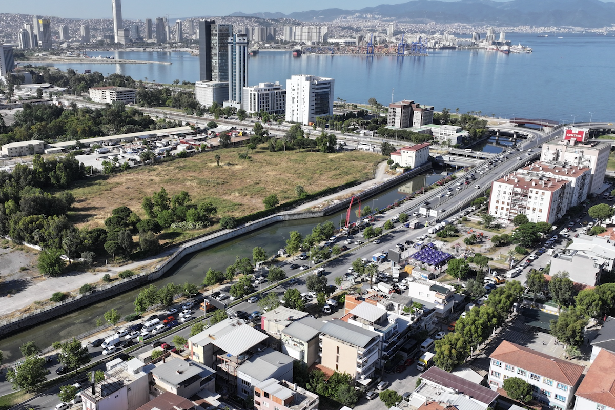 İZSU’dan Bayraklı’ya 80 milyonluk yağmur suyu yatırımı