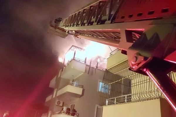 Hatay’da evde çıkan yangın söndürüldü