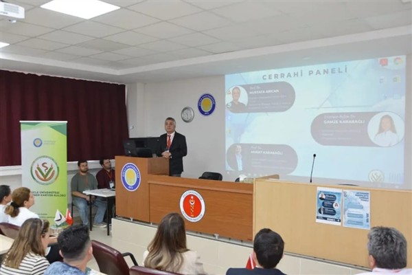 Dicle Üniversitesi’nde “Veteriner Hekimlikte Cerrahi Paneli” düzenlendi