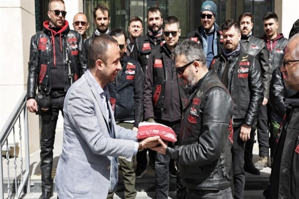 Kütahya’dan Anıtkabir’e Türk bayrağı yolculuğu