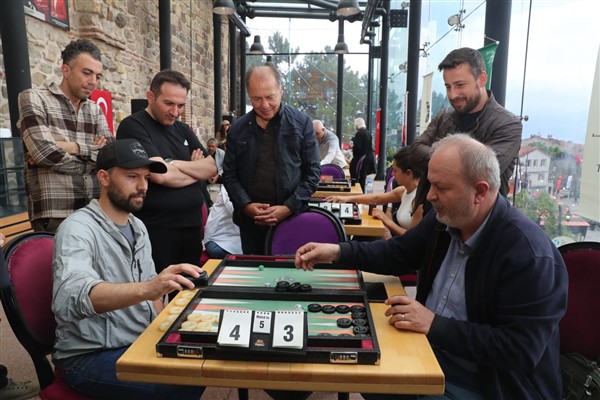 Kapanca Sokak Festivali’nde tavla turnuvası yapıldı