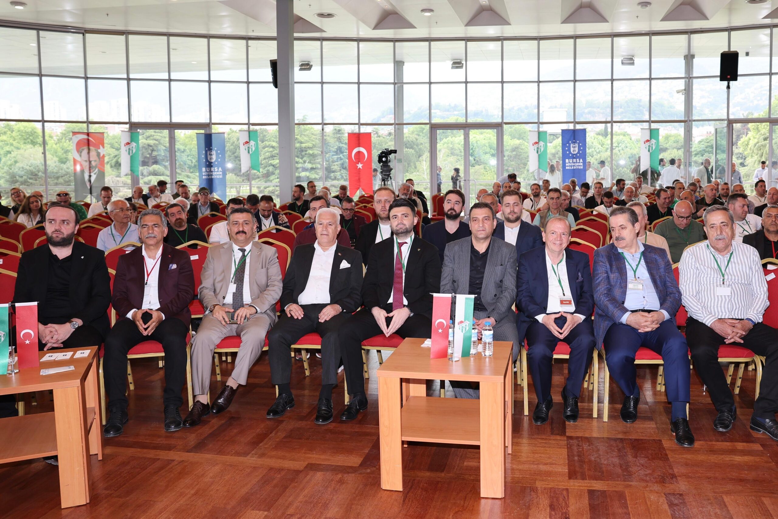 Başkan Bozbey: Stadın çevresini yaşam alanı haline çevireceğiz