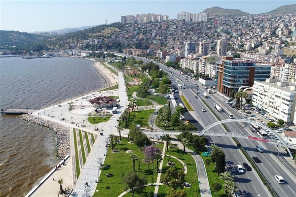 İzmir’in afet sonrası toplanma alanlarının analizi yapıldı