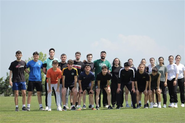 Karacabey Belediyesi’nden spora destek