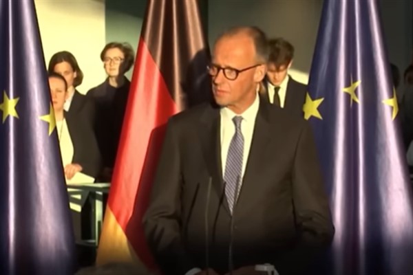 Almanya, Ukrayna’ya yönelik silah kısıtlamalarını kaldırıyor