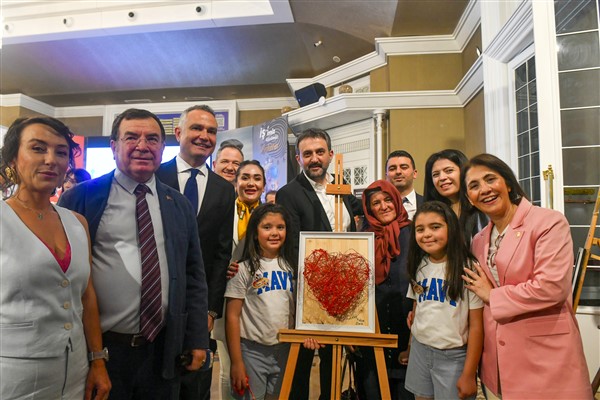 ‘Çark ve Salıncak’ sergisi sanatseverlerle buluştu