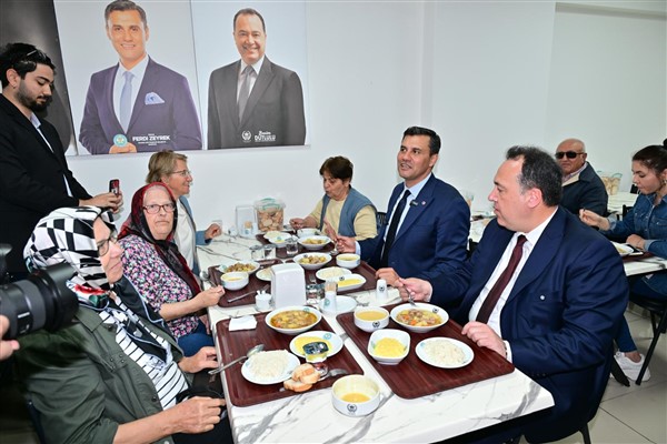 Kent Lokantası ve Halk Mandıra Akhisar’da hizmete açıldı