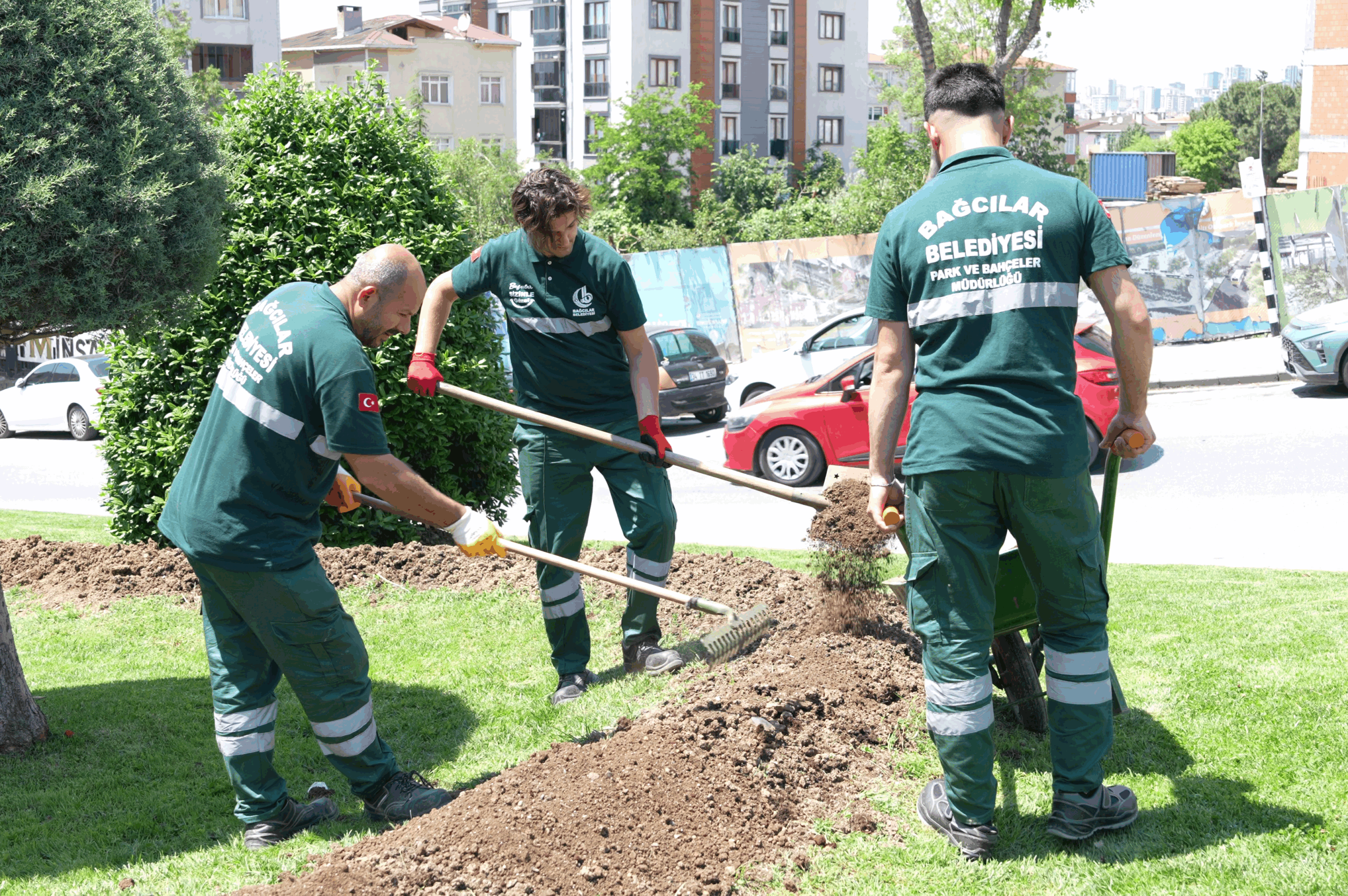 Bağcılar Belediyesi, ayda 1 ton kahve posasını gübre olarak değerlendiriyor