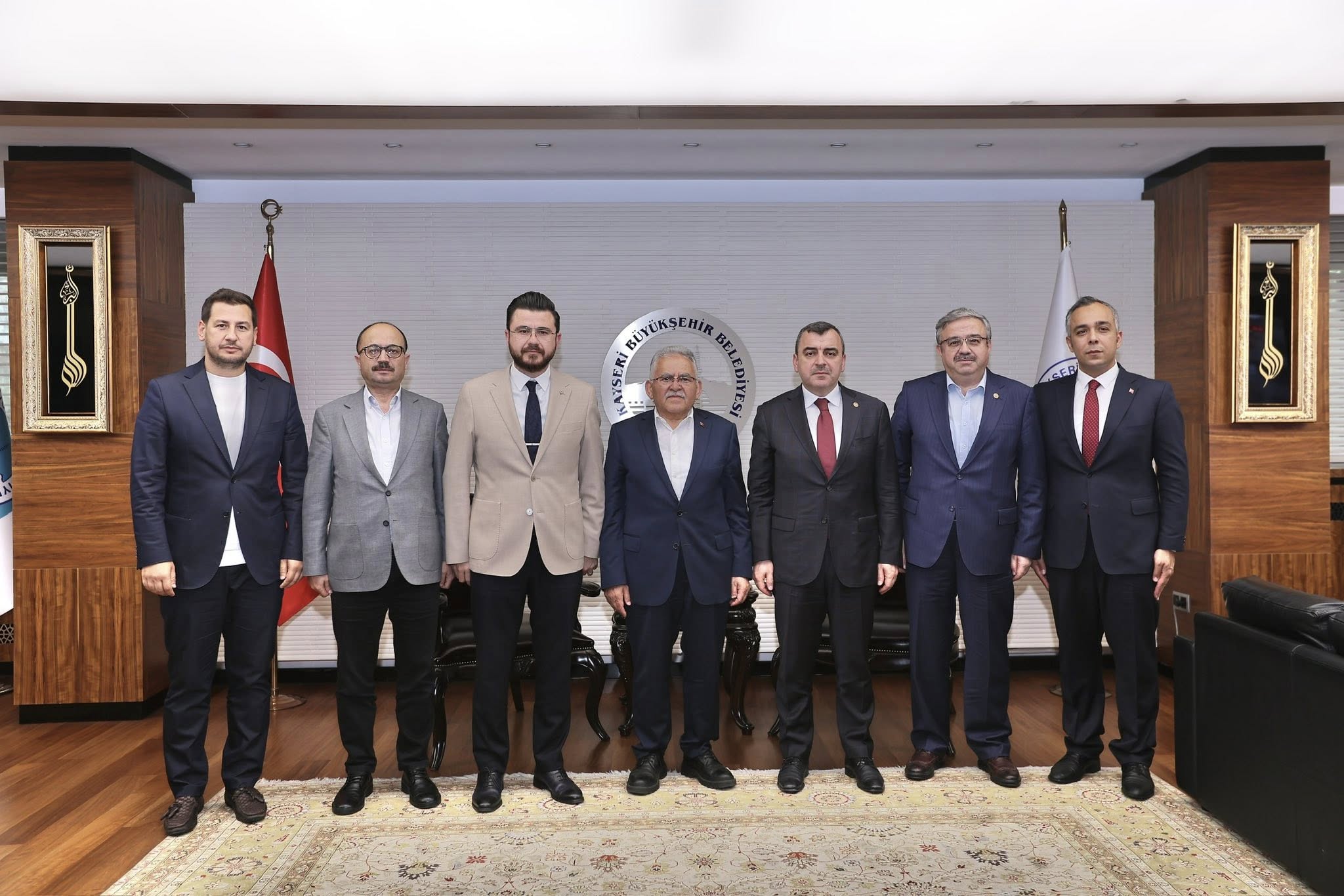 Başkan Büyükkılıç, AK Parti heyetini ağırladı