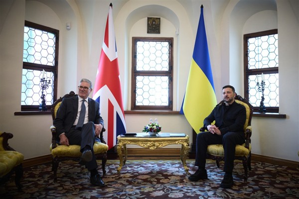 Starmer: 30 günlük koşulsuz ateşkes için çabalıyoruz