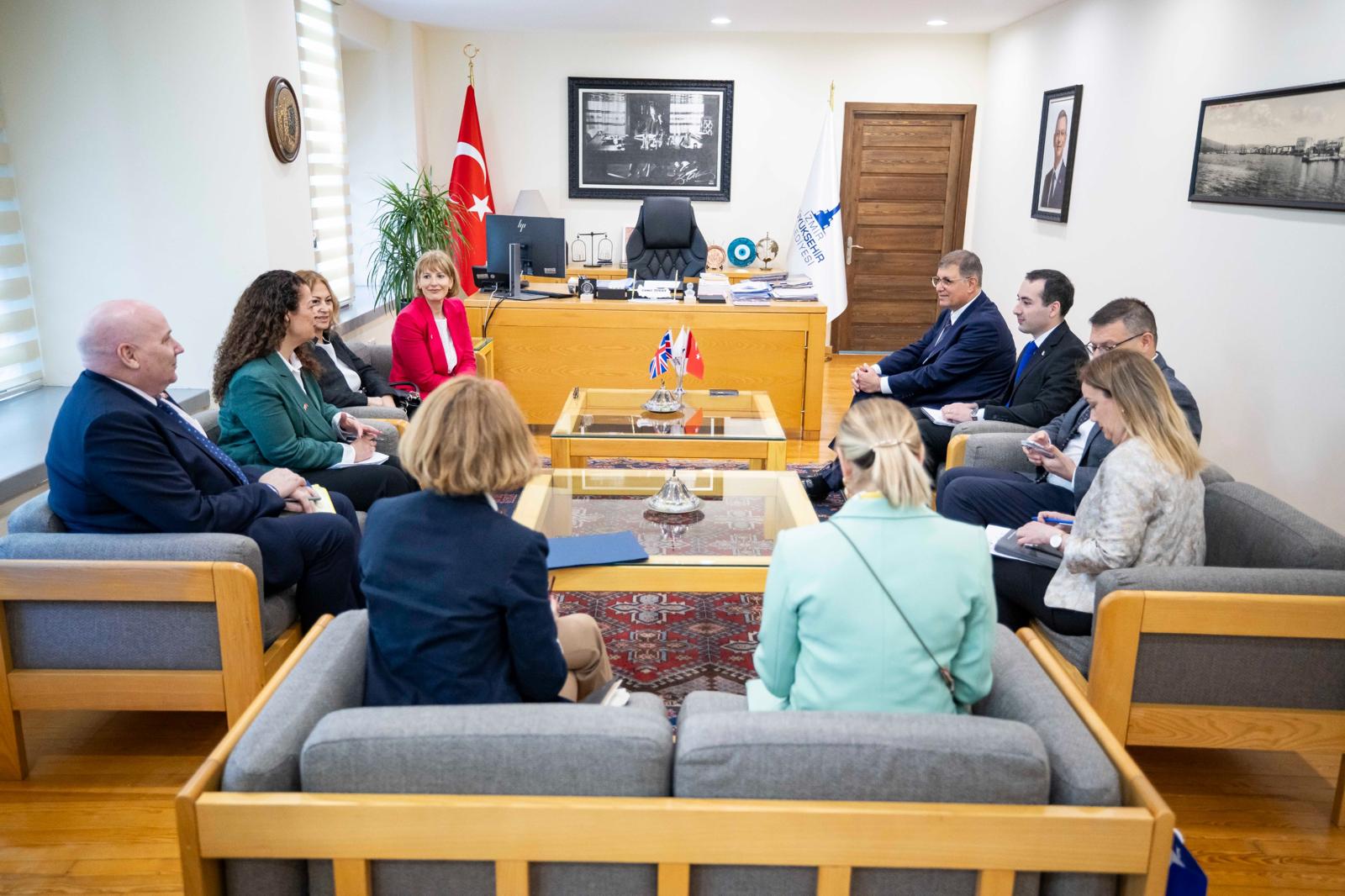 Tugay, Birleşik Krallık Türkiye Büyükelçisi Jill Morris ve beraberindeki heyeti ağırladı