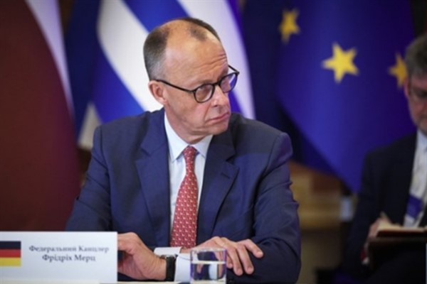 Almanya Başbakanı Merz, Zelenski’yi Berlin’de karşıladı