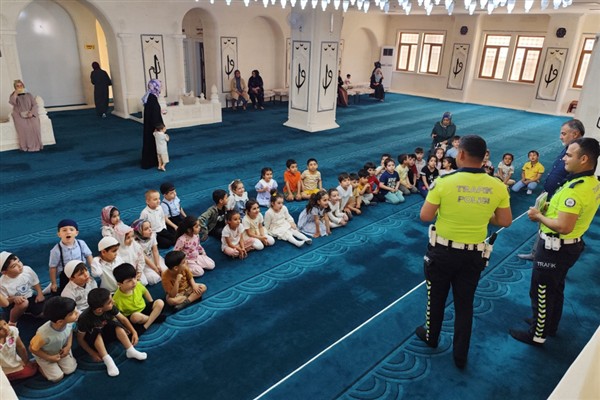 Şanlıurfa’da çocuklara trafik kuralları anlatıldı