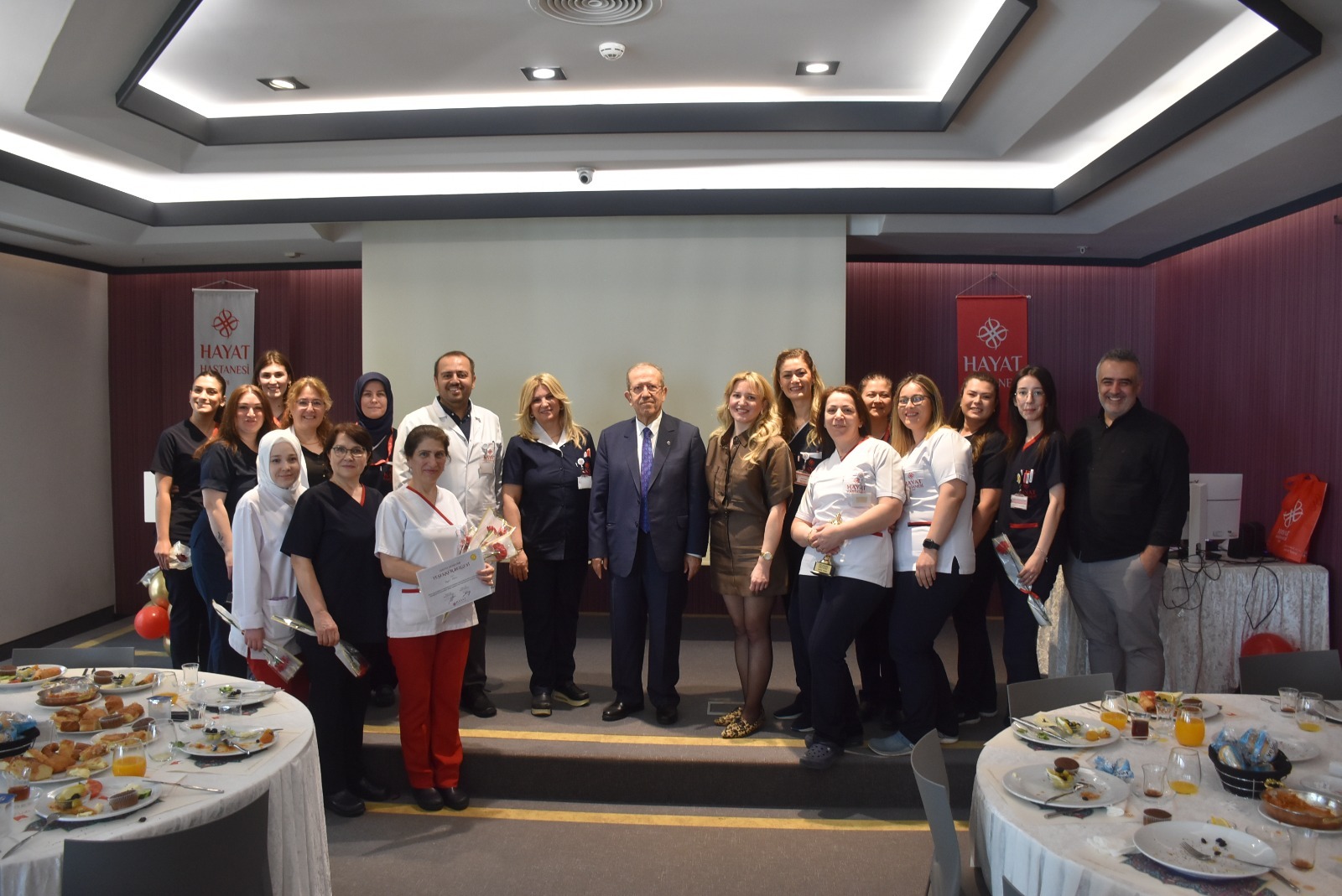 Hayat Hastanesi, Dünya Hemşireler Günü’nü kutladı