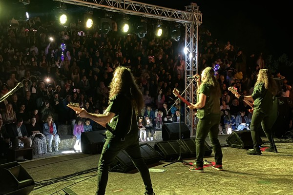 Gökçeada’da Ogün Sanlısoy konseri