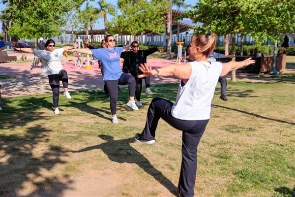 Konak’ta açık havada spor etkinliği başladı