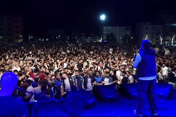 Muş’ta halk konseri düzenlendi