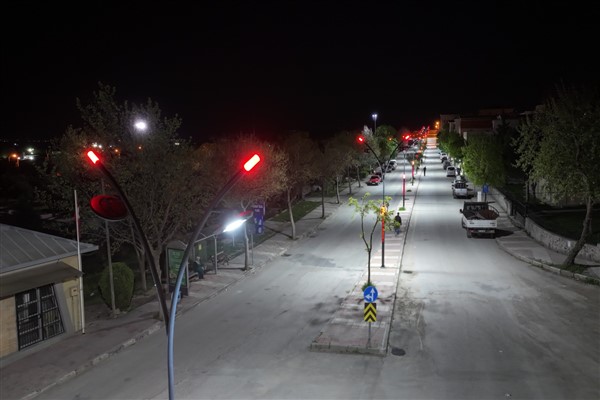 Büyükşehir, altyapı ve üstyapı çalışmalarını sürdürüyor