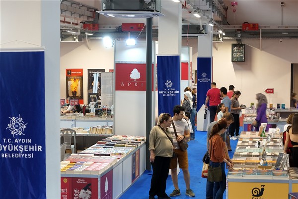 2. Aydın Kitap Fuarı devam ediyor