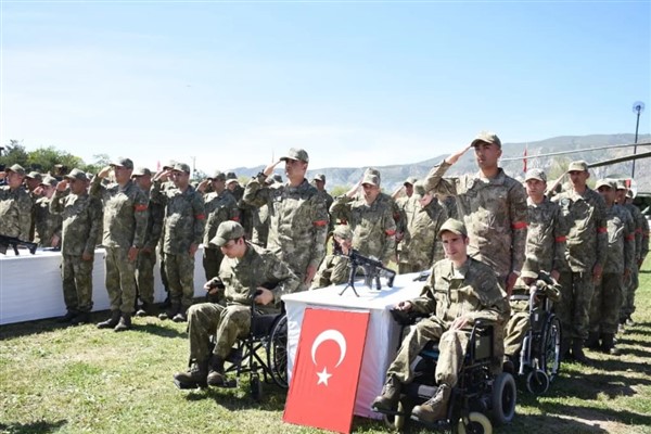 Erzincan’da engelli bireyler için Temsili Askerlik Yemin Töreni