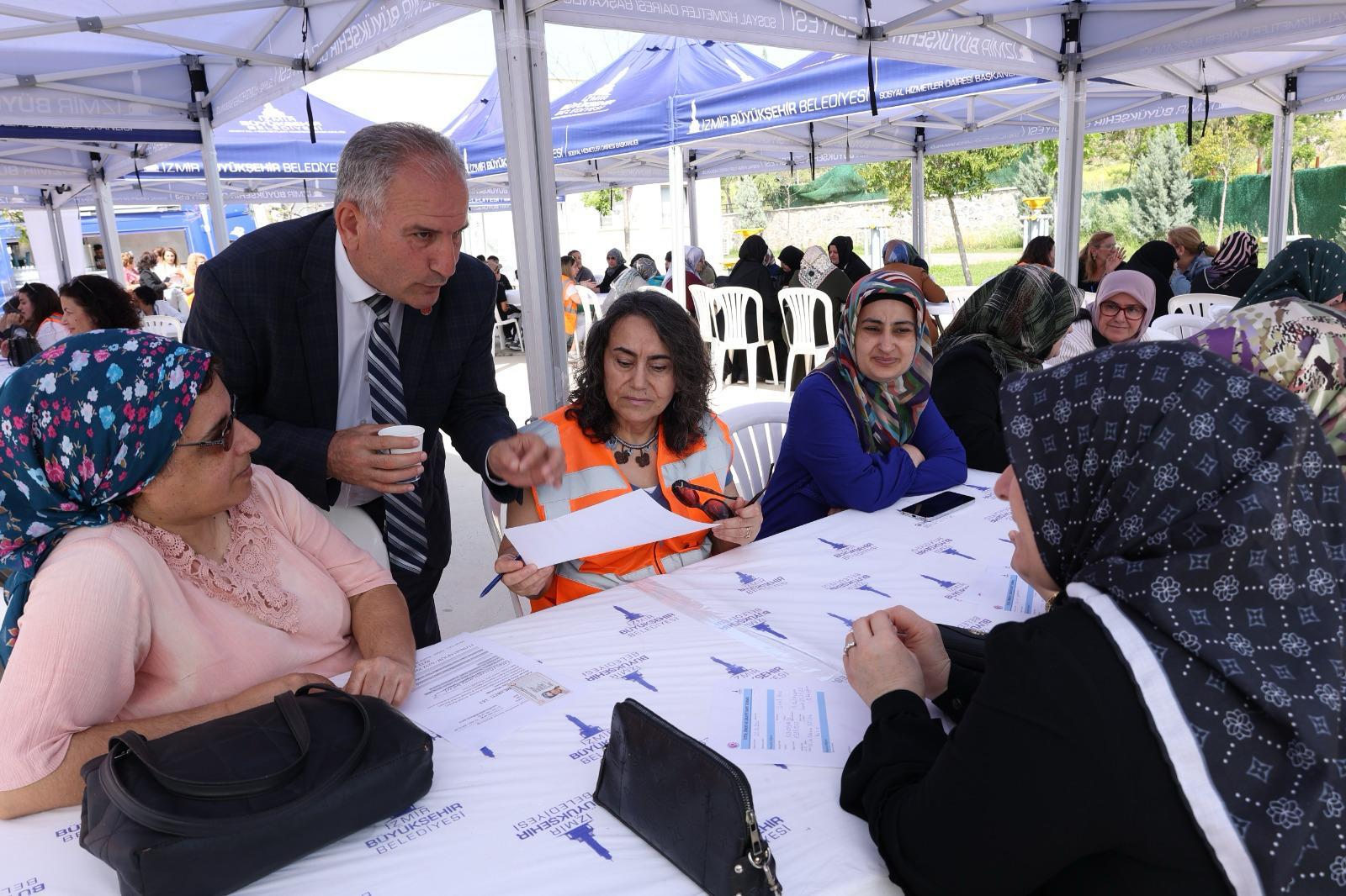 İzmir’de  “Sıcak Çaylar, Güçlü Bağlar”  etkinliği düzenleniyor